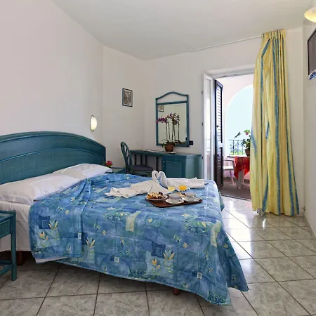 Parco La Rosa 3*