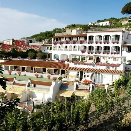Parco La Rosa 3*