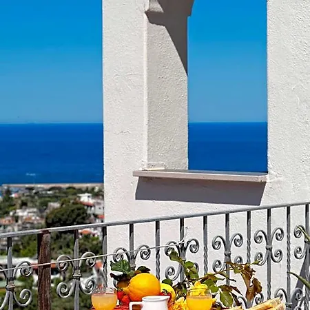 Parco La Rosa Hotel