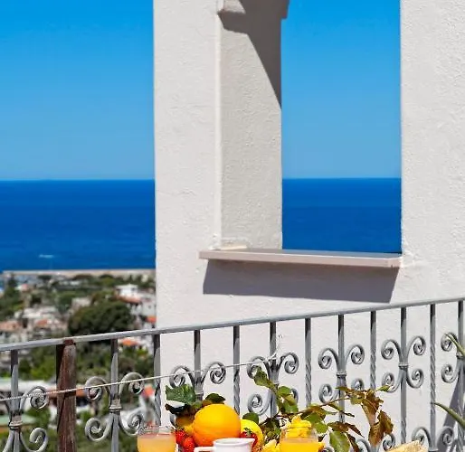 Parco La Rosa Hotell 3*